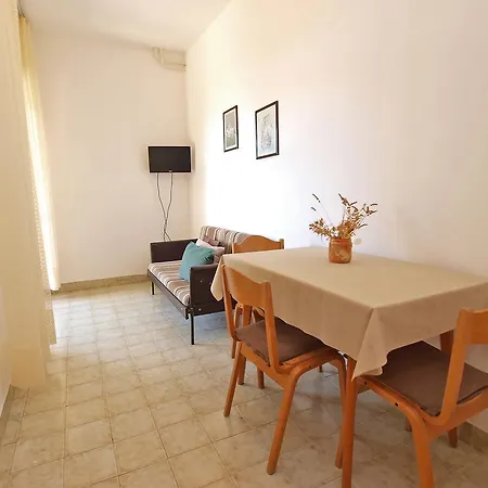 Jolanda 911 Apartment