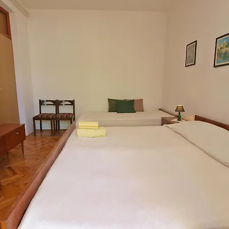 Jolanda 911 Apartment
