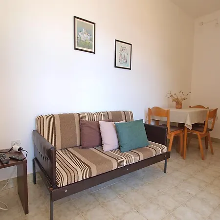 Jolanda 911 Apartment Rabac